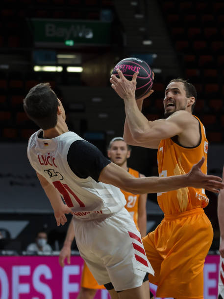 细分析的话 细分析的话