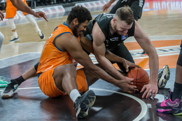 尔夫球队际 尔夫球队际