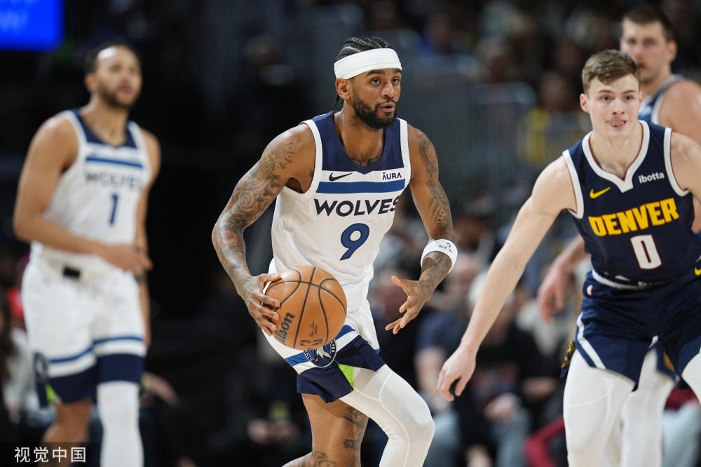 费尔南德斯 费尔南德斯